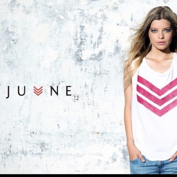 JUNE 7.2 Size XS Designer Cap Sleeve T-Shirt 3 V-Stripe’s ~HAYDEN LOGO CALI TEE - Picture 11 of 16